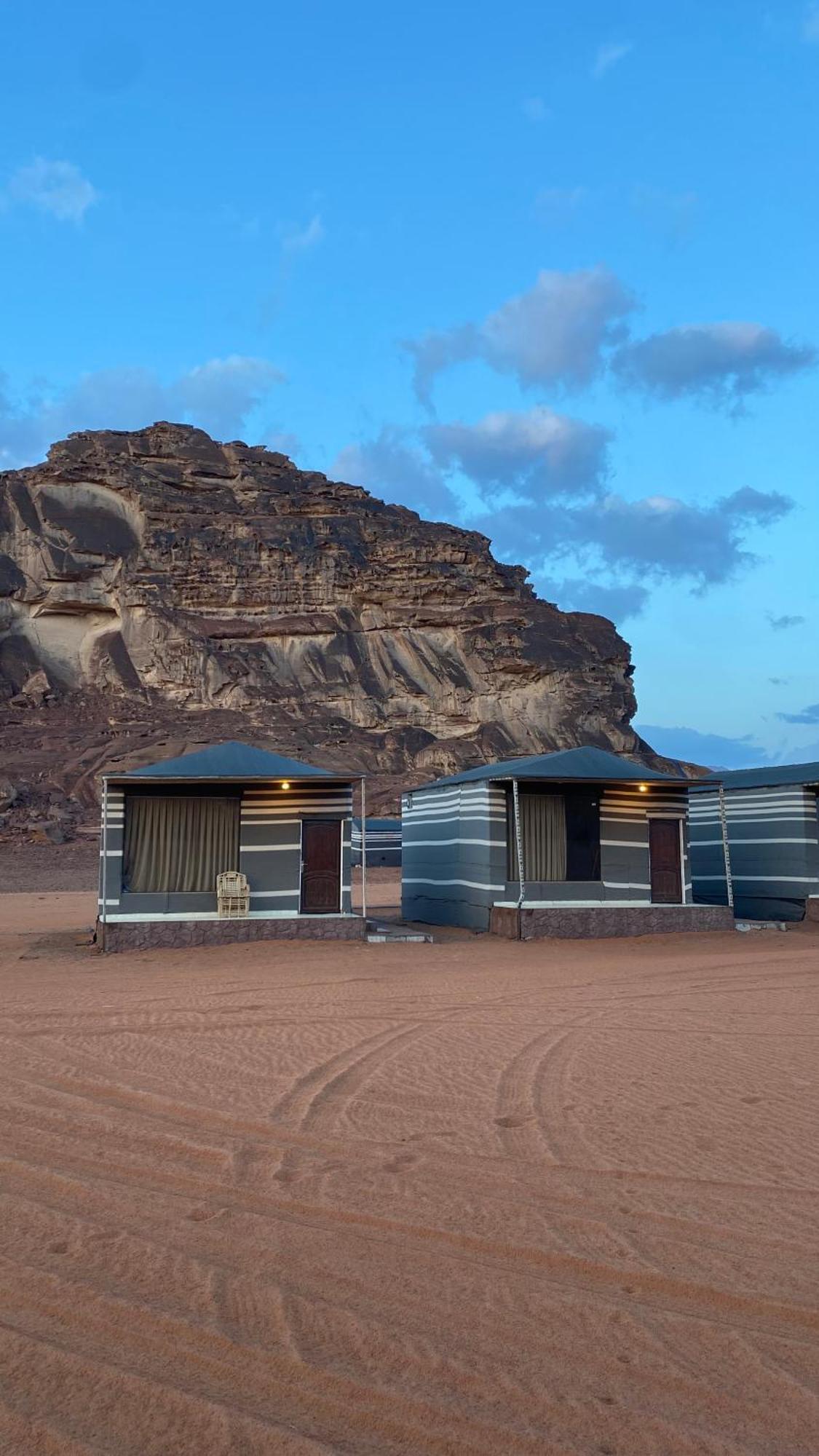 Wadi Rum Noor Camp Exterior photo
